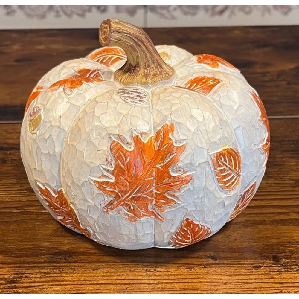 New Resin Mosaic Fall Pumpkin – Autumn Leaves & Acorns – 5”